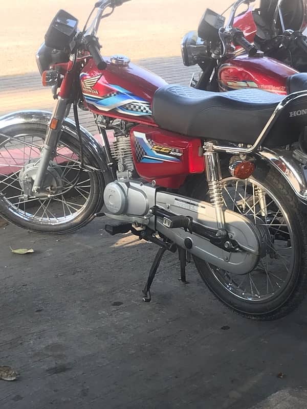 Honda CG-125 2024 1