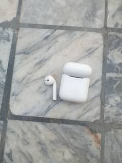 on pair I phone air buds