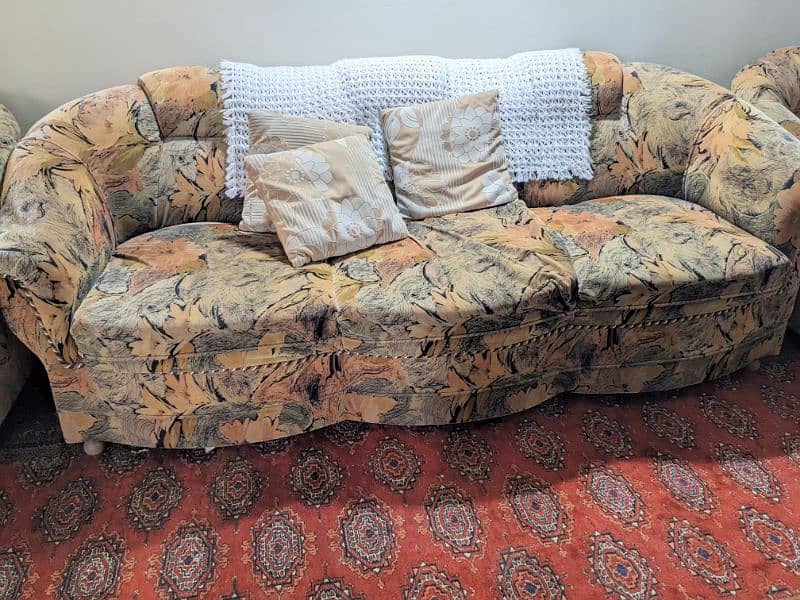 5 +2 Seater Sofa set 0