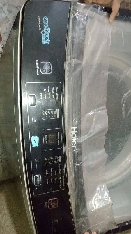 fully automatic 8kg haier washing machine Model number (HWM85-826) 1