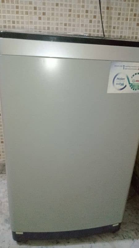 fully automatic 8kg haier washing machine Model number (HWM85-826) 6