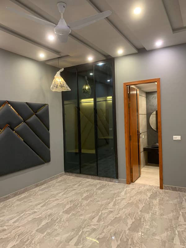 1 Kanal Brand New Luxury Modern Elevation Solid House Available For Sale In Bahria Town Lahore. 15