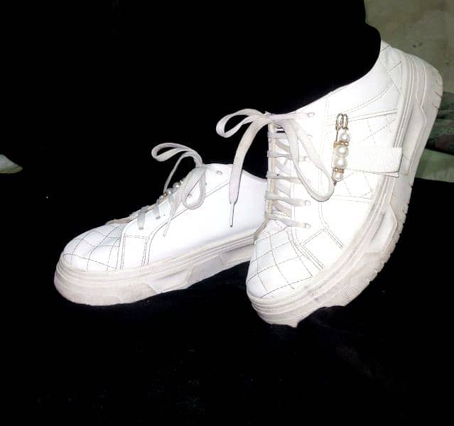 Fency white sole shoes 0