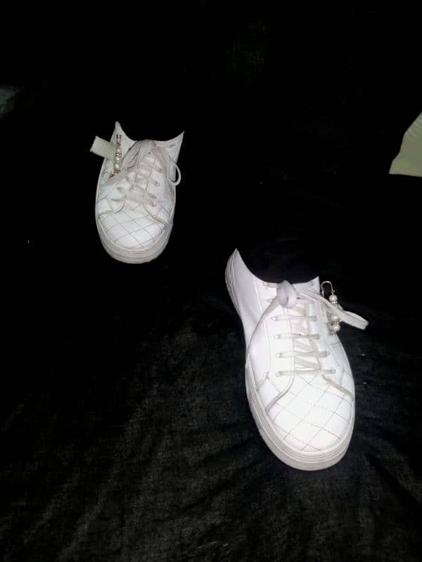 Fency white sole shoes 3