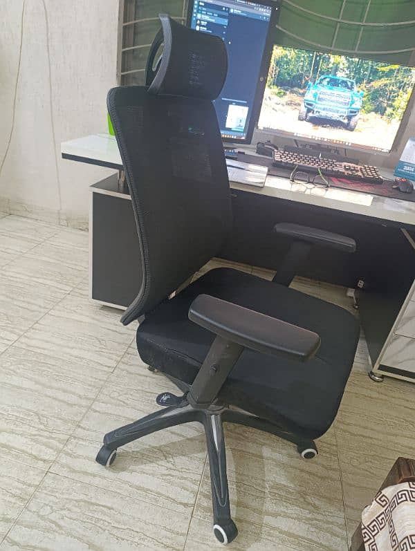 Office Chair Like Brand New 0