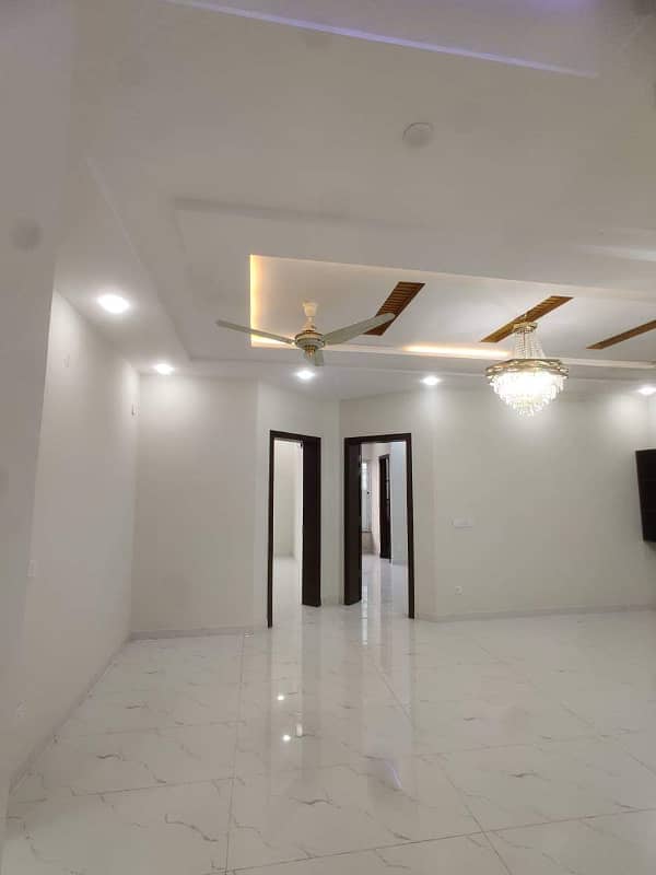 10 Marla Portion For Rent Gulberg Green Islamabad 5