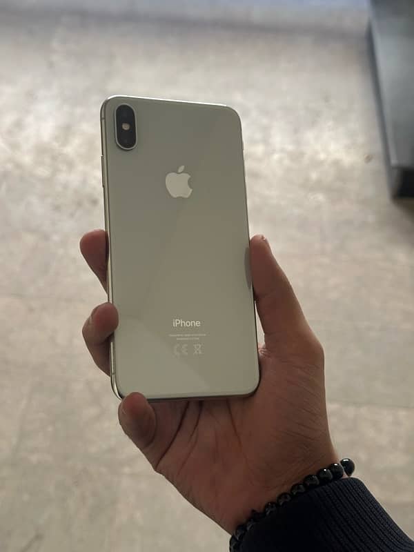 iPhone XS Max Silver 256GB PTA 0