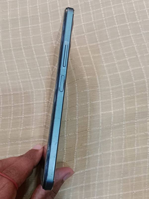 Condition 10 10 Vivo Y 16 4/64 2