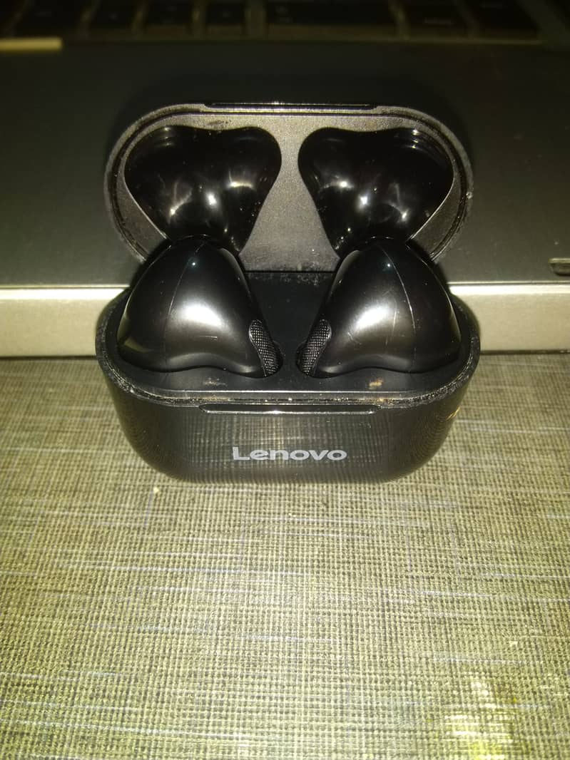 Lenovo LP4 Air buds 1