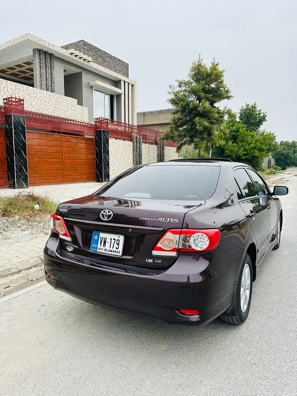 Toyota Corolla Altis SR 2012 5