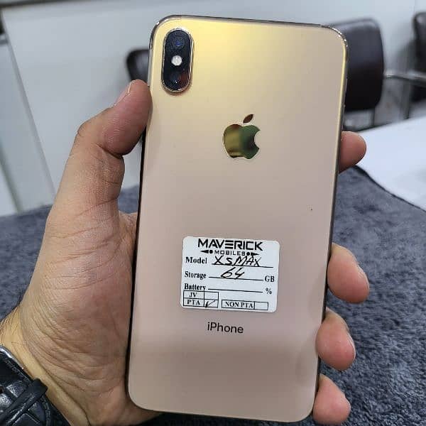 iphone Xs Max 64GB Gold Colour 0