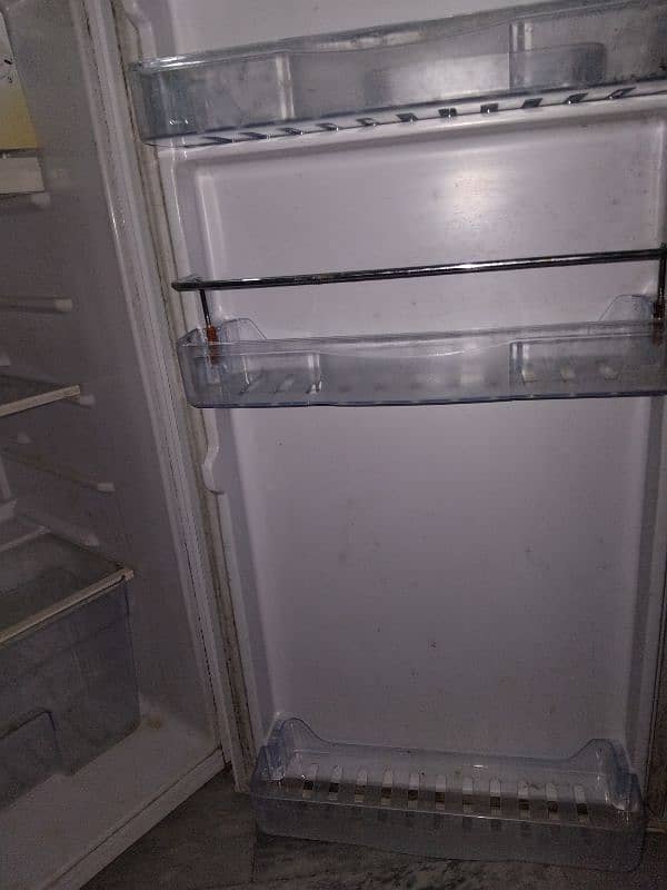 room fridge 0