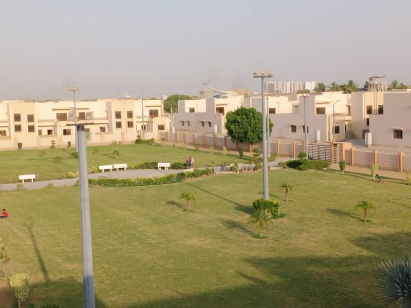 Saima Villas Highway 240 Yard Bungalow Available For Sale 17