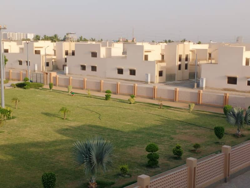 Saima Villas Highway 240 Yard Bungalow Available For Sale 26