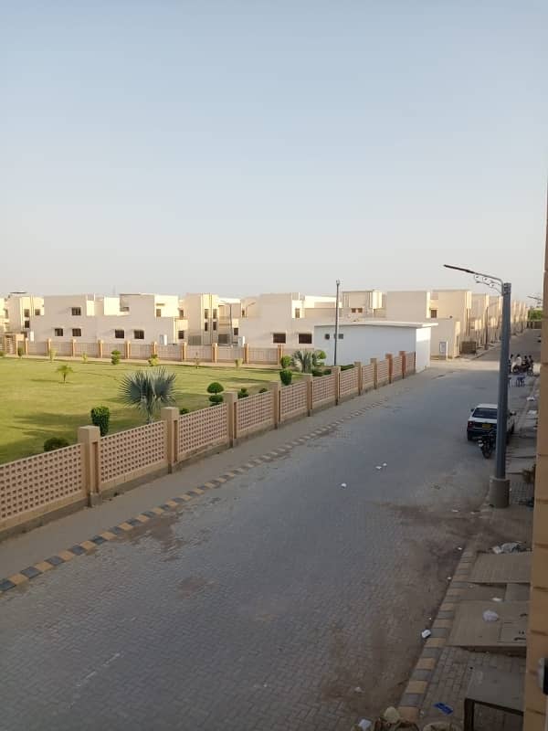 Saima Villas Highway 240 Yard Bungalow Available For Sale 44