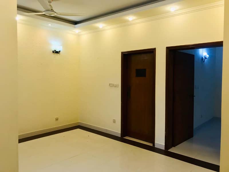 10 Marla Double Unit Beautiful House Available For Rent at Prime Location in J Block DHA Phase 1 Lahore 21