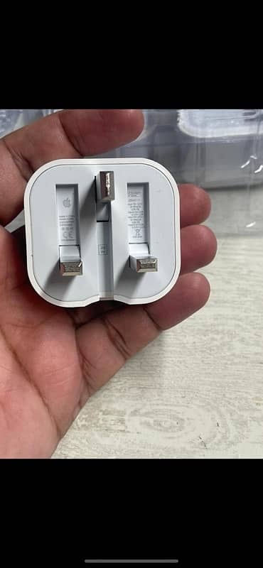 APPLE ORIGNAL CHARGERS 100% 1