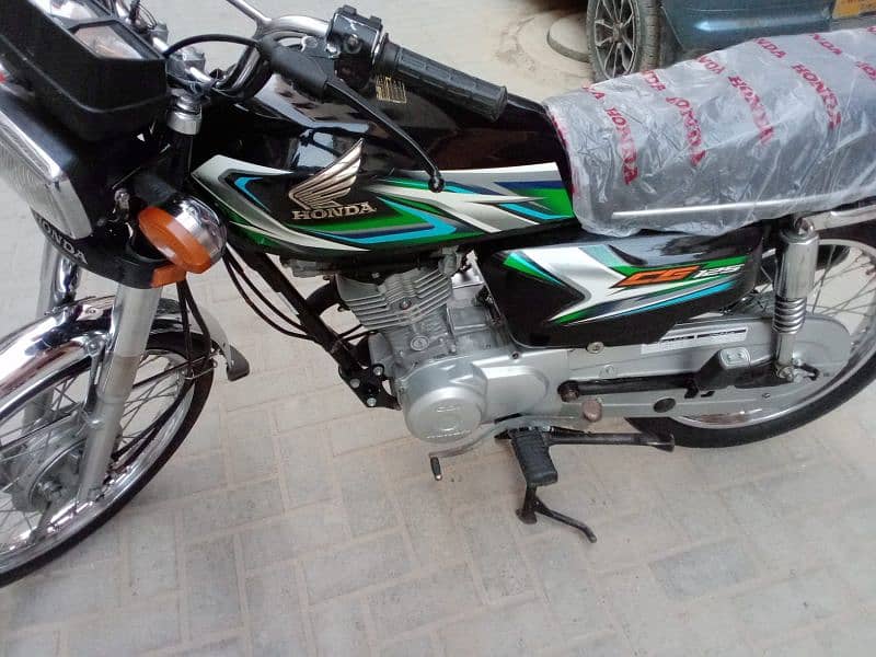 Honda CG 125 2023 Model 0305 2058079 2