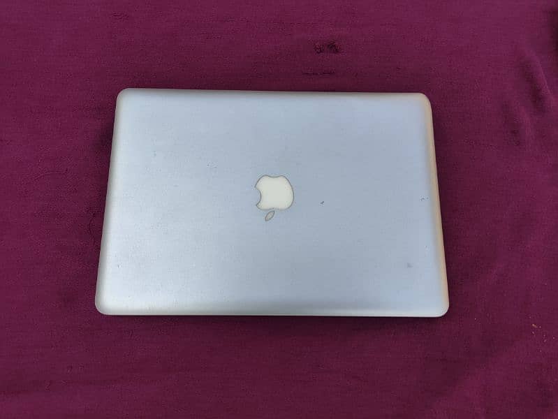 Macbook Pro core i5 8GB+1TB SSD 100% working 11