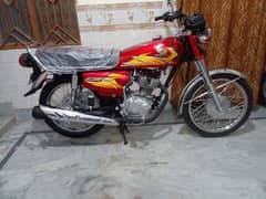 Honda 125 in nice looking condition original documents with biometric