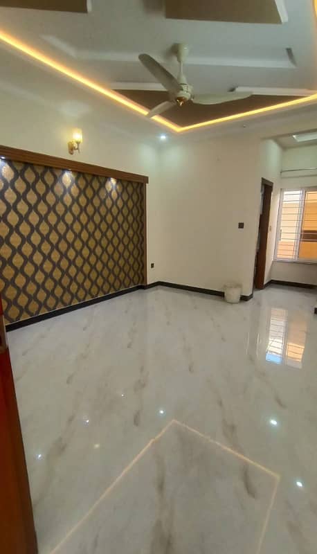 PORTION FOR RENT IN GULBERG Islamabad 5