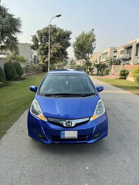 Honda Fit 1.5 Hybrid Smart Selection 3