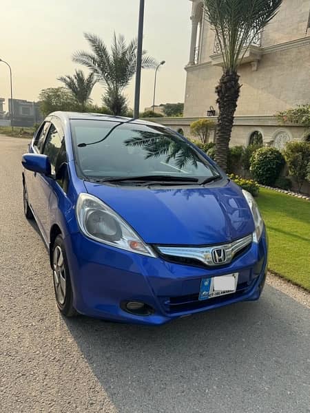 Honda Fit 1.5 Hybrid Smart Selection 6