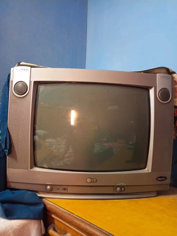 lg tv full ok Hai 21 inch 03103818952 0