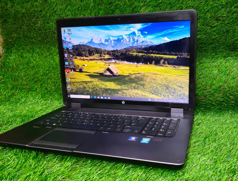 HP ZBook 17 |i7-4600M|8GBRAM|128GBSSD|500GB HDD|1GB Card 0