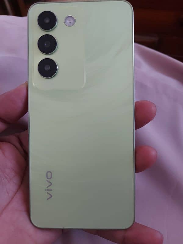 Vivo y100 256gb 8+8 Ram Exchange 1