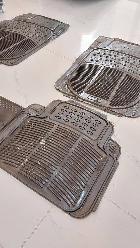 Universal PVC Car Floor Mats 2