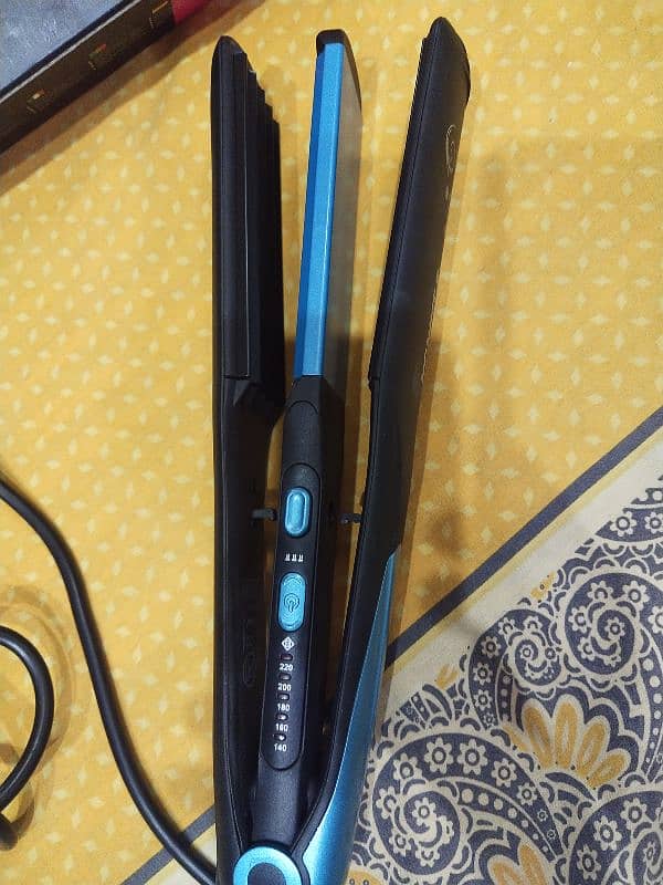 two in one straightener 1