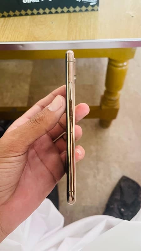 Iphone Xs Non PTA 256GB 4