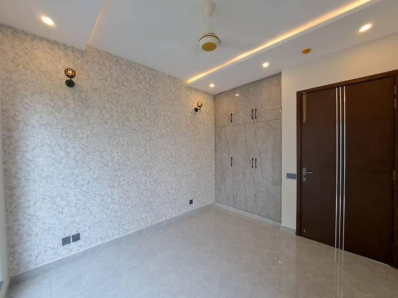 5 Marla Out Class Stylish Luxury Bungalow For Rent In DHA Phase 9 Prism (C-Block) 8