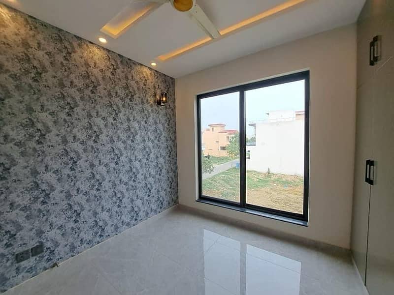 5 Marla Out Class Stylish Luxury Bungalow For Rent In DHA Phase 9 Prism (C-Block) 11