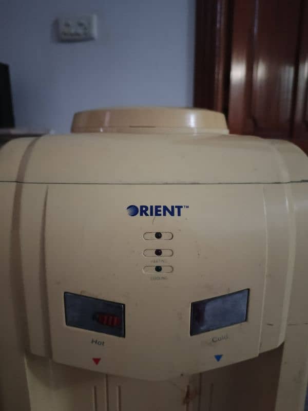 Orient Water Dispensor with fridge 1