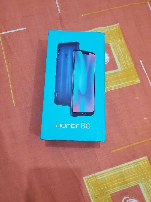 Honor 8C Complete Box 7