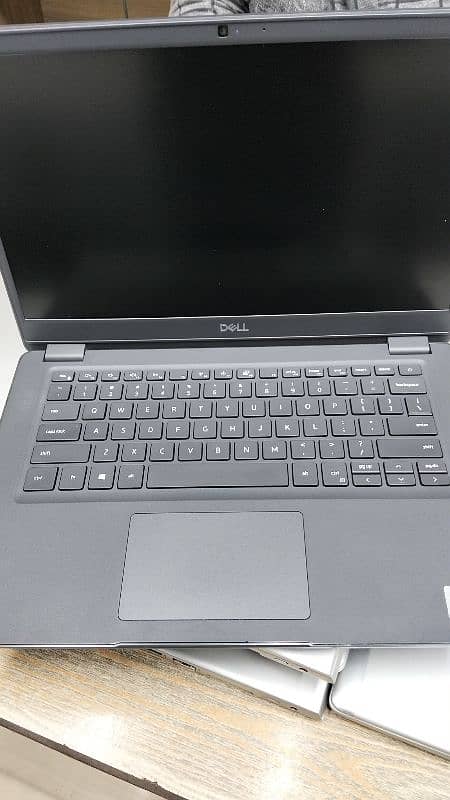 Dell latitude 3410 6