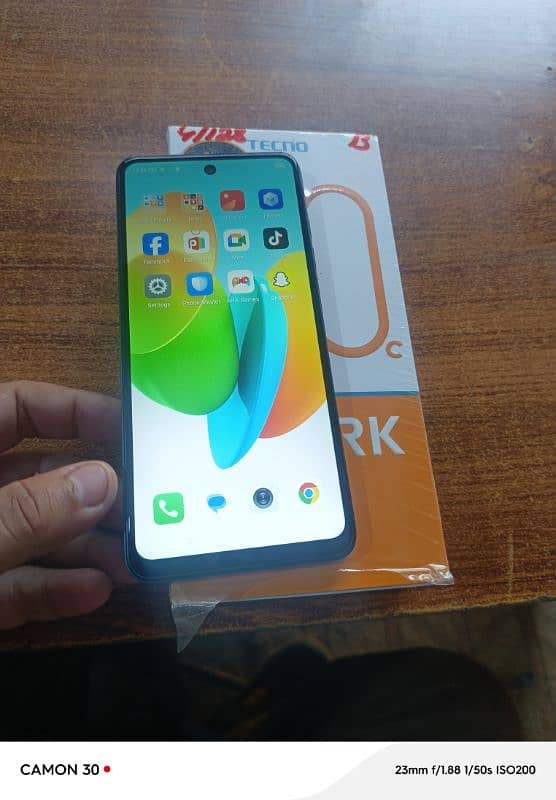 TECNO SPARK 20 C 4