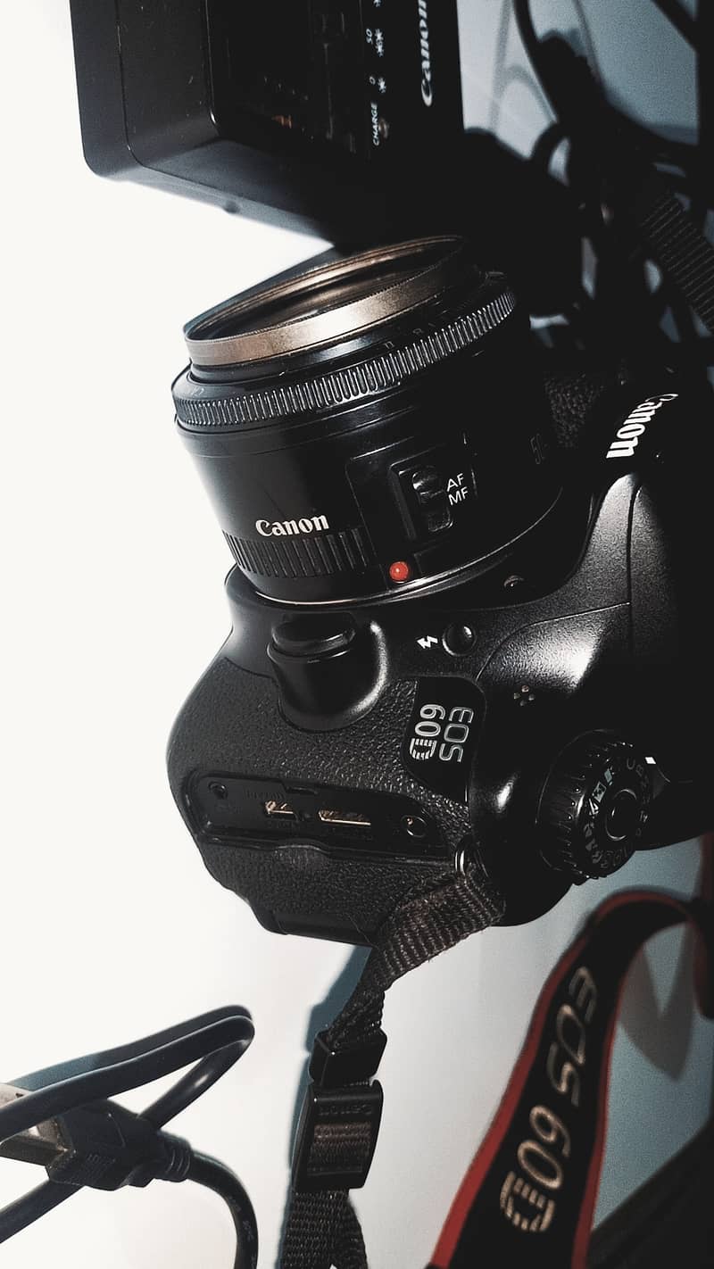 60D Canon dslr With 50mm lens 1