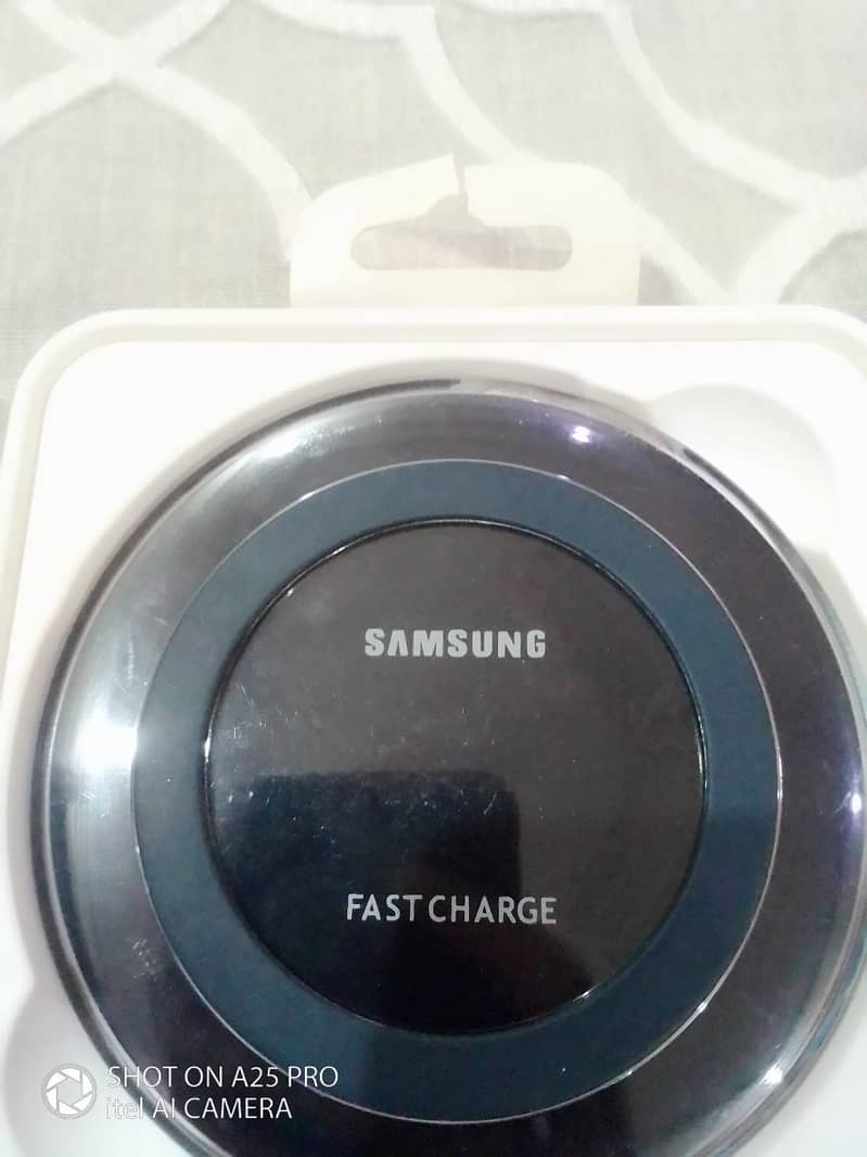 Samsung wireless charger (copy) 3