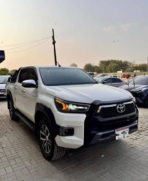 Toyota Hilux Revo V 2.8 2018 1