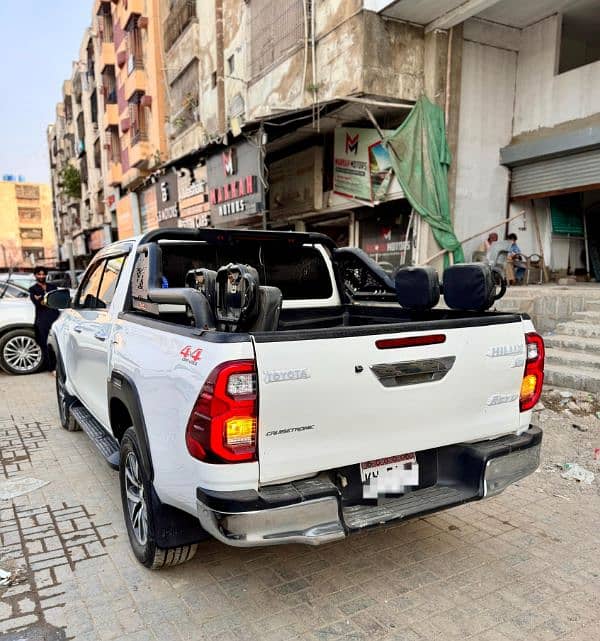 Toyota Hilux Revo V 2.8 2018 3