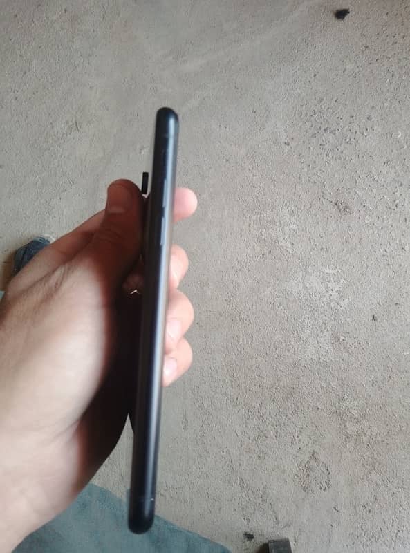 iPhone XR non pta 4