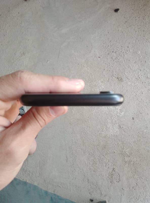 iPhone XR non pta 7