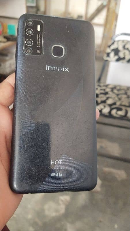 infinix 4/128Gb 5