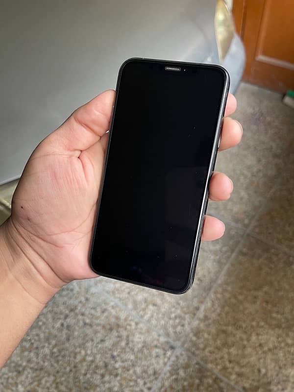 iPhone xs 64gb pta approved 5