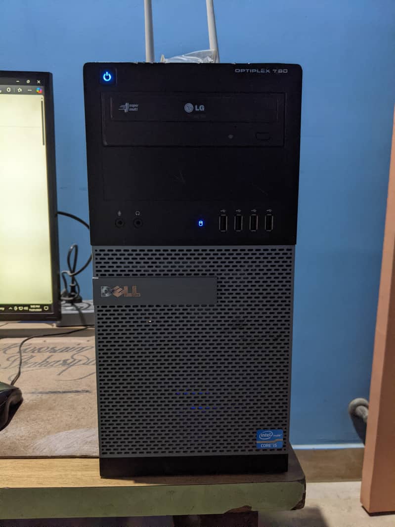 Dell Optiplex 790 with processor 0