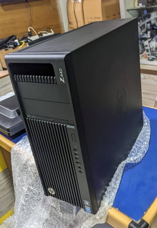 HP Z440 Workstation (Like Brand New Condition) 1