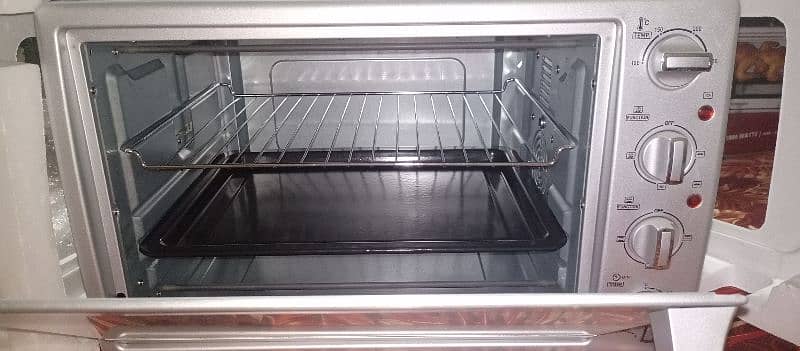 Baking/Toasting/Grilling Oven 4